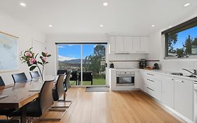 Large House Close To The City Tranquil Setting